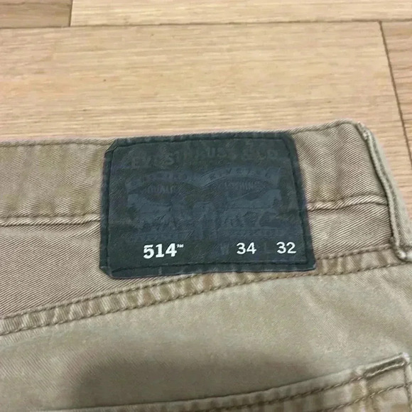 Brown Levi’s - Picture 5 of 5